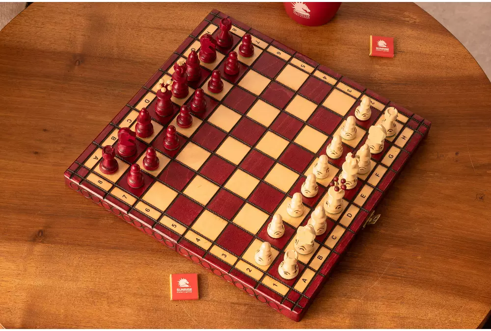 SZACHY PEREŁKA średnia (36x36 cm) kolor wiśniowy